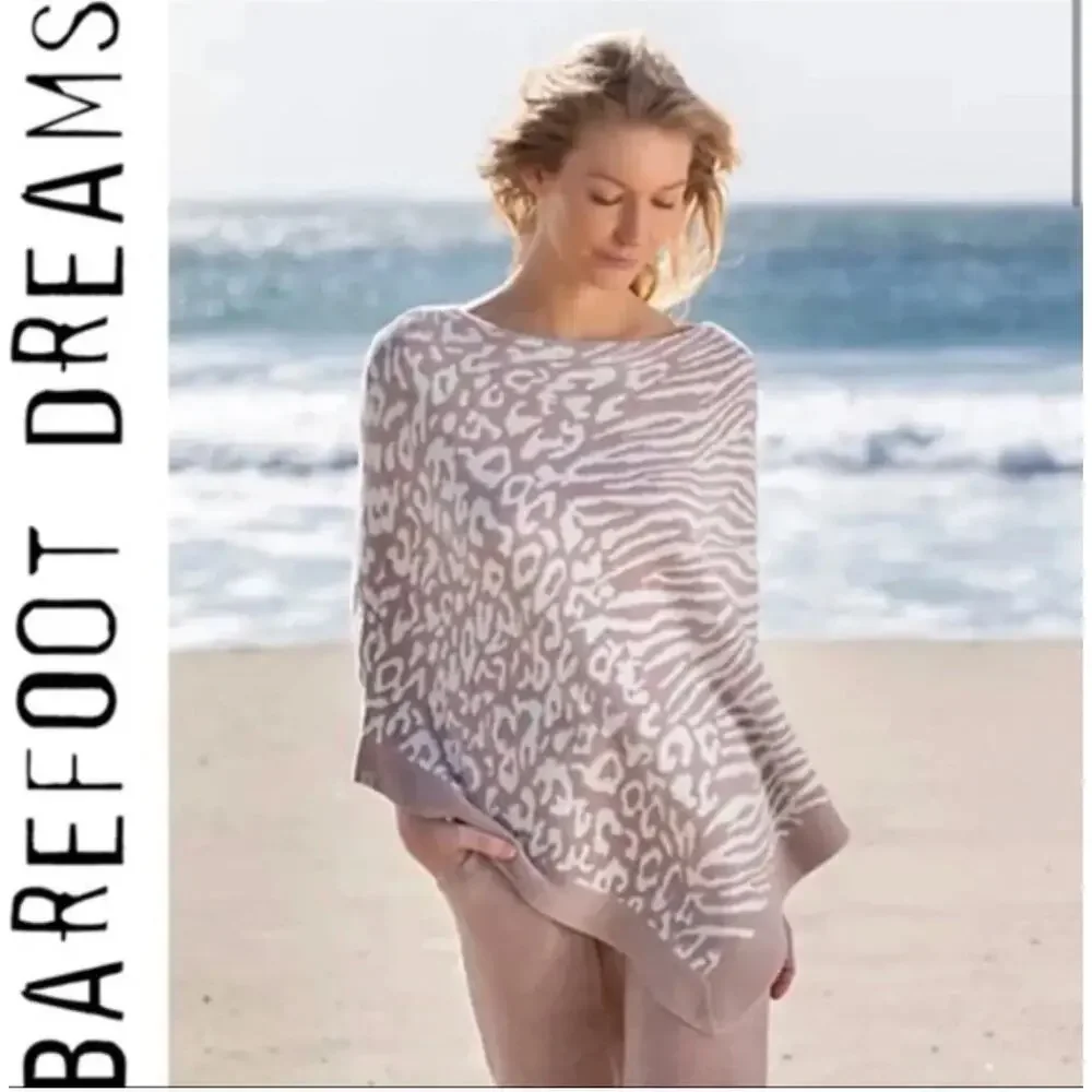 NWT Barefoot Dreams CozyChic Ultra Lite Ocean Breeze Poncho Faded Rose Animal OS